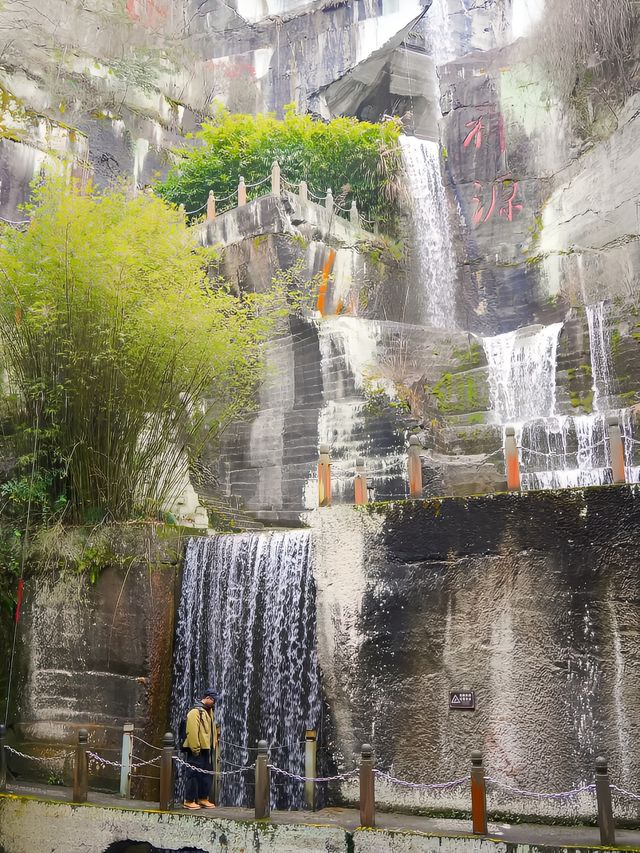 三月免門票的大佛寺真的太震撼了