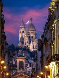 Enchanting Towers: Paris Illuminated by Night 🗼✨