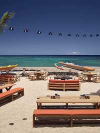 🌺 Hawaiian Hideaway: Kona Grand Resort's Luxe Rebirth 🌴