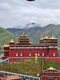 震後涅槃重生的薩迦大寺（玉樹）