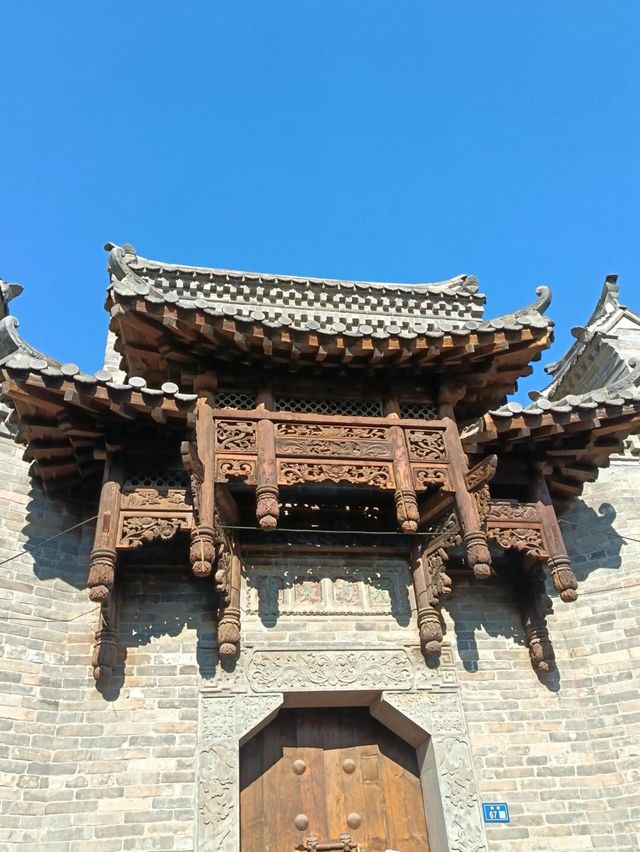 打卡新鄭惠濟門