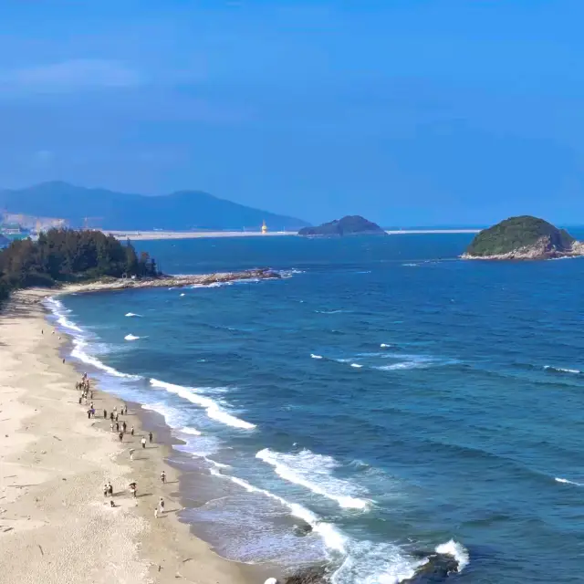 Heipaijiao: A Coastal Hiking Adventure for Thrill-Seekers