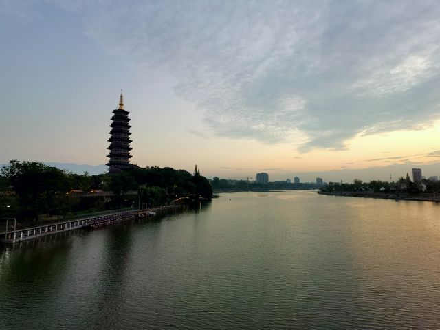 金華萬佛塔