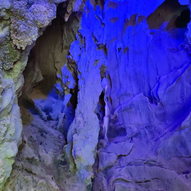 巴人河