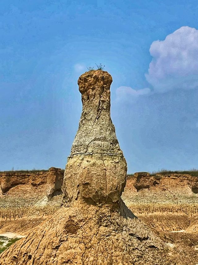 黃土高原上的魔鬼城——大同土林