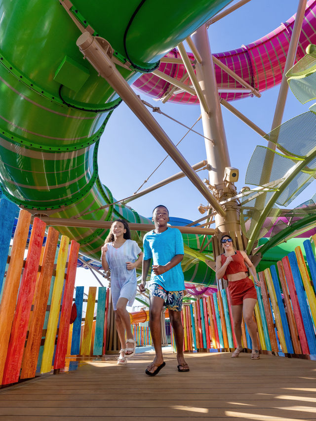 🎈Check out the kids sail free promotion on Royal Caribbean!🎊