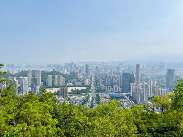 珠海板樟山。
