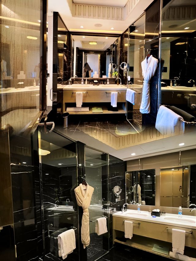 天津瑞吉金融街酒店。