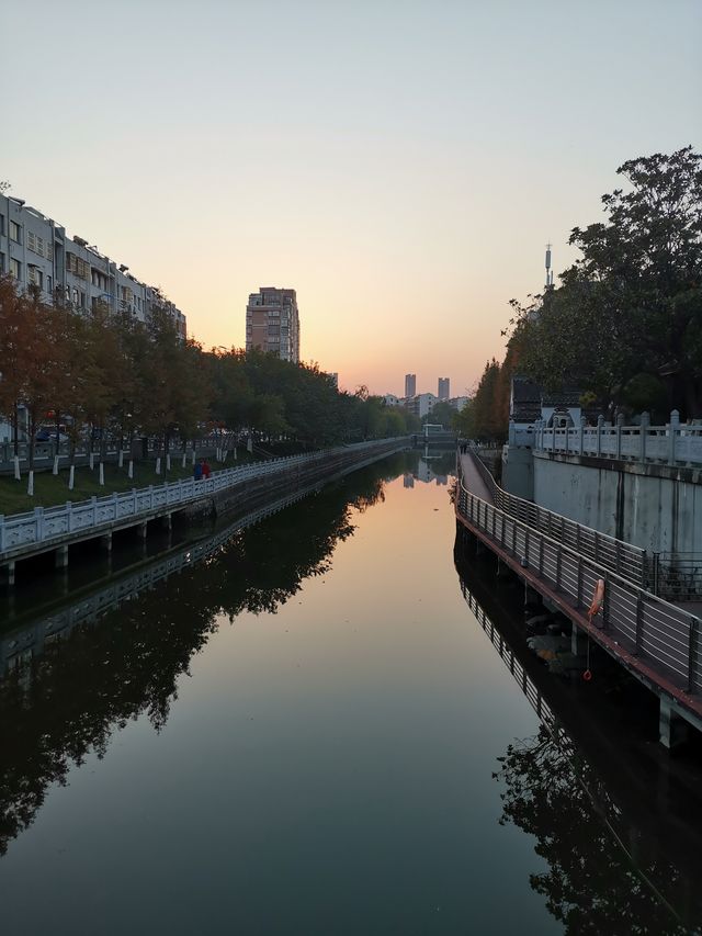 外圓內方的如皋城。