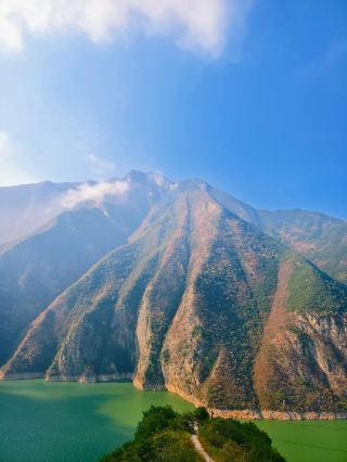 Yangtze River Three Gorges - Chongqing Travel Guide for Seniors