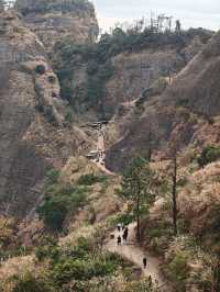 桂平市麻垌鎮白石山登頂攻略