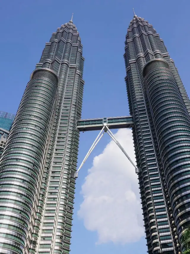 Malaysia is now visa-free, so let's go to Kuala Lumpur!