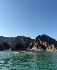 在阿聯酋Hatta Dam，邂逅一場水上浪漫！
