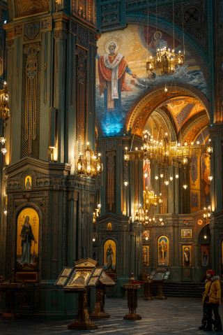 Armed Forces Cathedral | Russian-style aesthetic ceiling