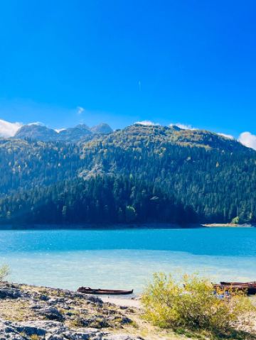 วันหยุด 12 วัน: เวลาที่เหมาะที่สุดสำหรับการเดินทางไปมอนเตเนโกรและประเทศอื่นๆ