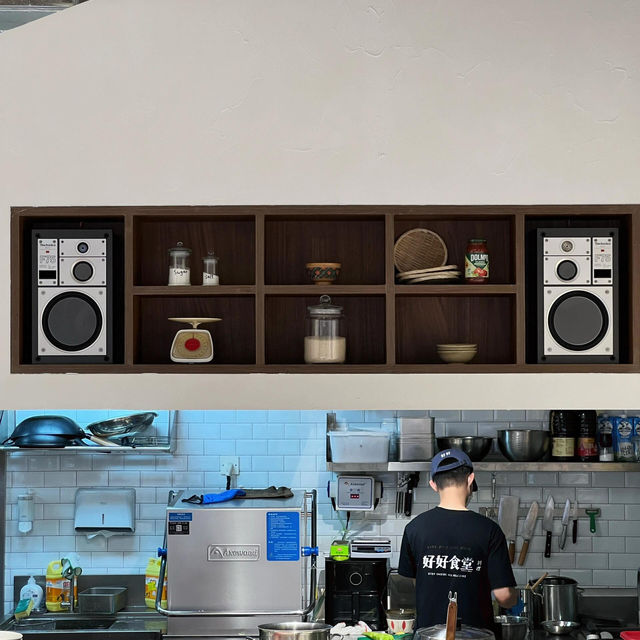 🍽️深圳美食地圖｜華僑城創意園的隱藏版「好食食堂」！演出前必衝の美味據點✨