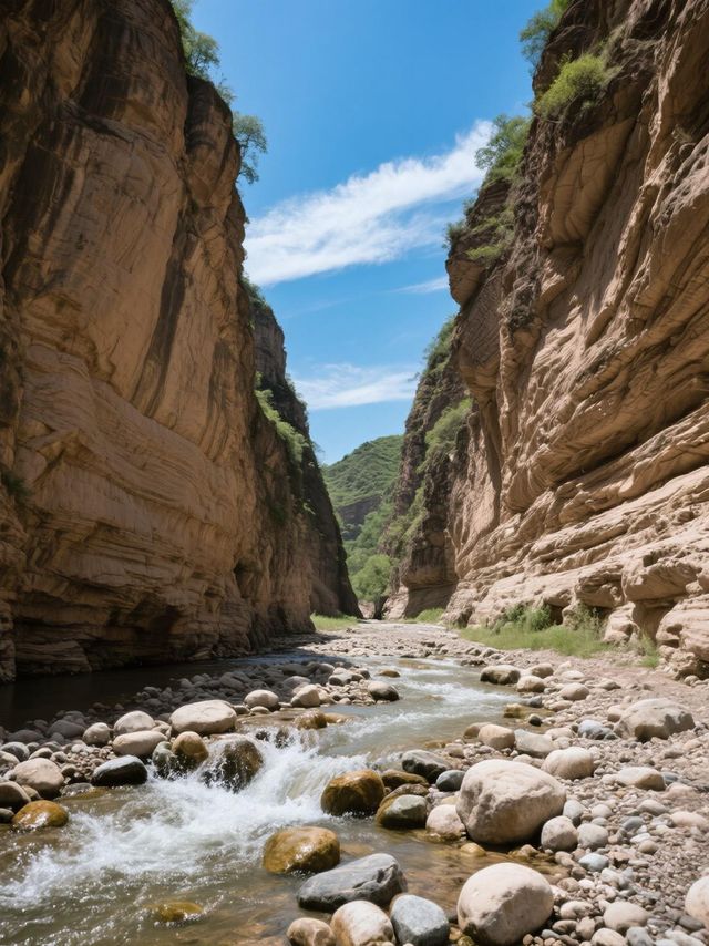 隱藏在黃土高原的地質奇蹟——甘泉大峽谷 我一直相信，大自然才是最厲害的藝術家，直到走進甘泉大峽谷，