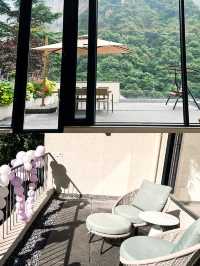 e人表示真嘅好想日日都住喺度，享受嗰種與世隔絕嘅感覺！