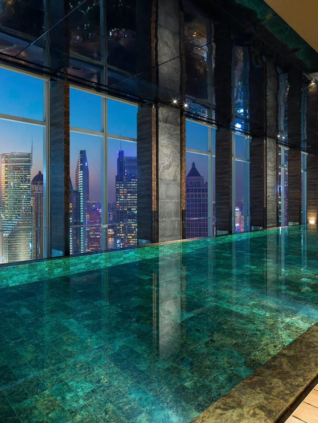 上海浦東麗晶酒店｜不住店也能擁有的頂級游泳健身體驗💦