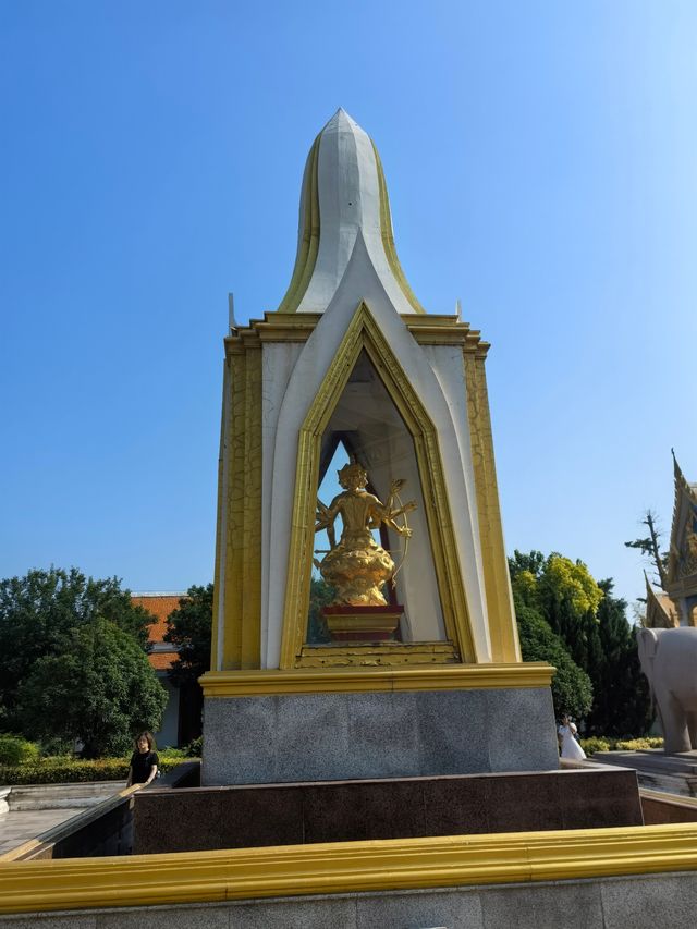 白馬寺泰緬佛殿苑