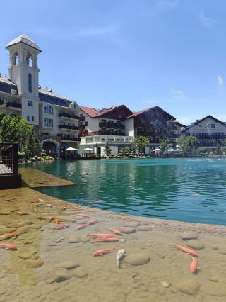 1-Hour Escape from Beijing! Fulong Four Seasons Town Guide for Family Fun & Romantic Dates