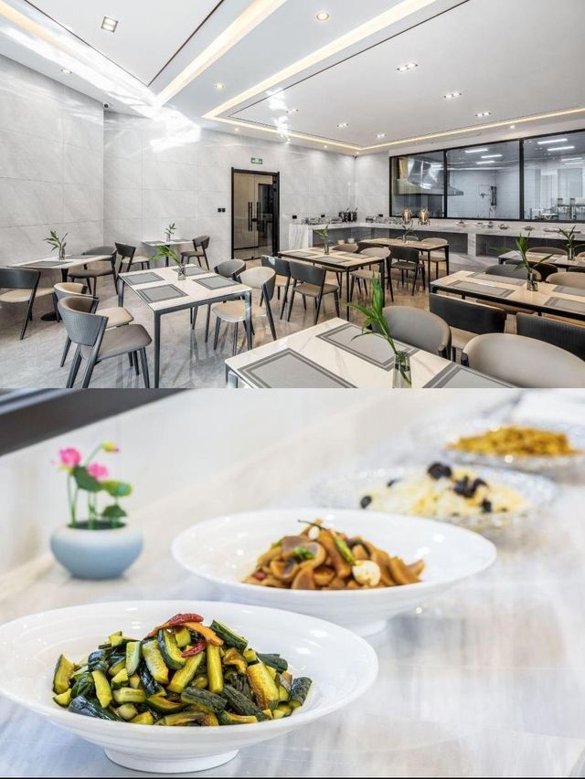 麗呈睿軒酒店（呼倫貝爾）