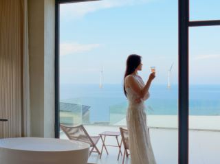 🌊 I've opened a seaside guesthouse—come and experience the dreamy ocean views of Pingtan Island! 🏠
