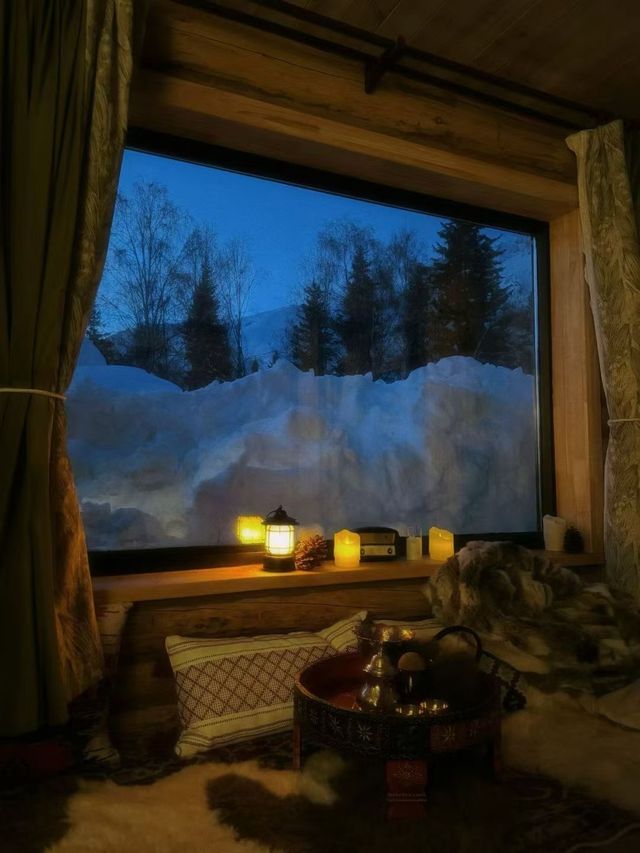 雪落人間，把世界裹成純白童話