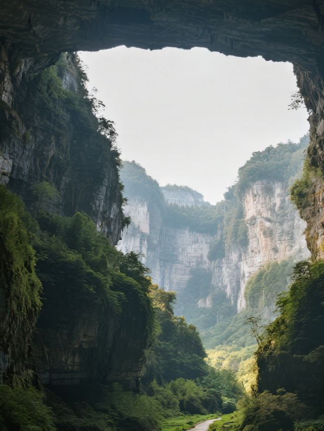 武隆天生三橋親子遊穿越仙俠世界！娃看瀑布超震撼