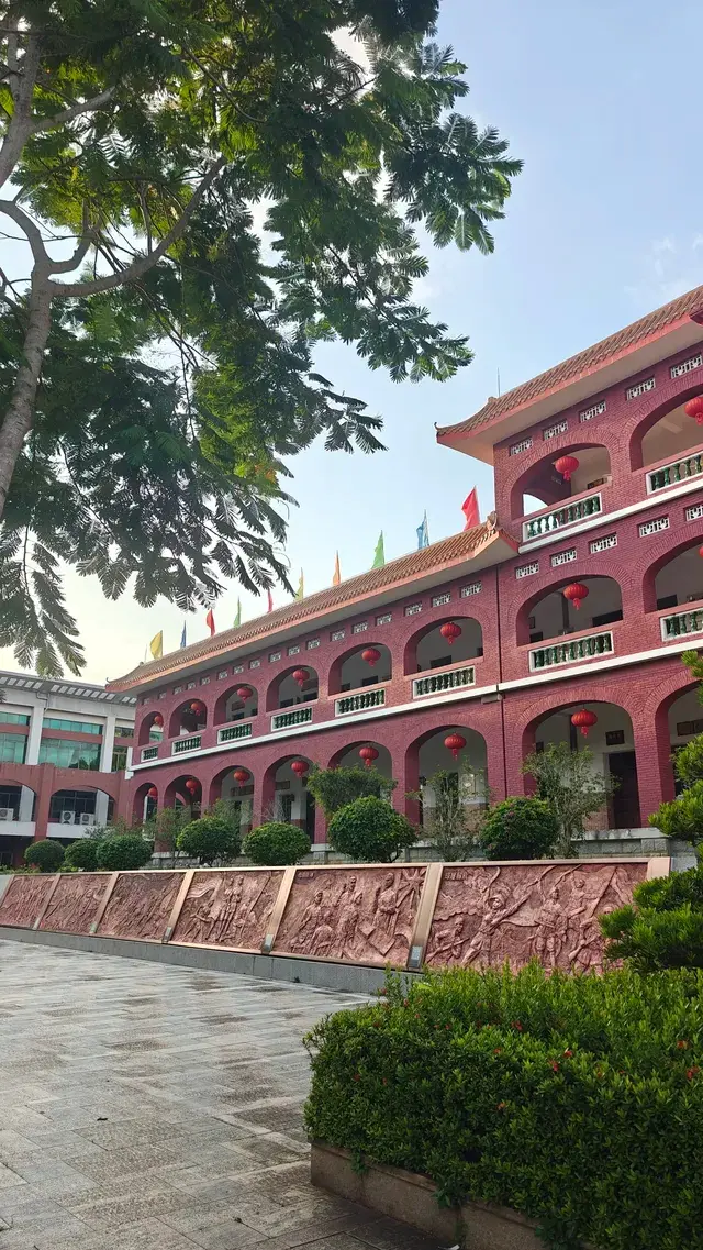 海南瓊海（嘉積中學）校園青春無修圖