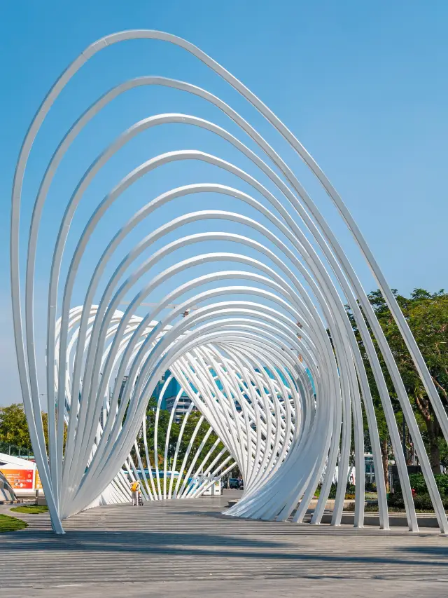 Happy Harbor｜Under the Ferris Wheel, Shenzhen's Most Romantic Ceiling