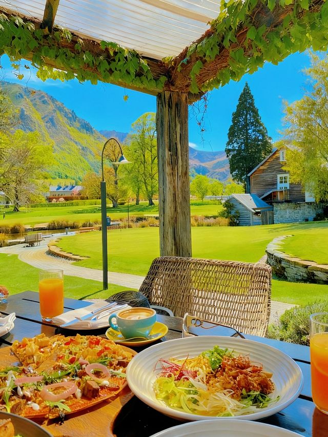 箭鎮絕美度假村!住到了夢中情屋,雪山湖泊環繞 箭鎮絕美度假村!住到了夢中情屋,雪山湖泊環繞