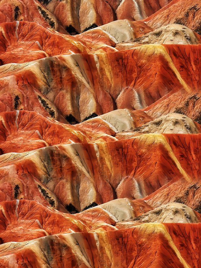 看過彩虹也應該去看看七彩的山嘛! 看過彩虹也應該去看看七彩的山嘛!