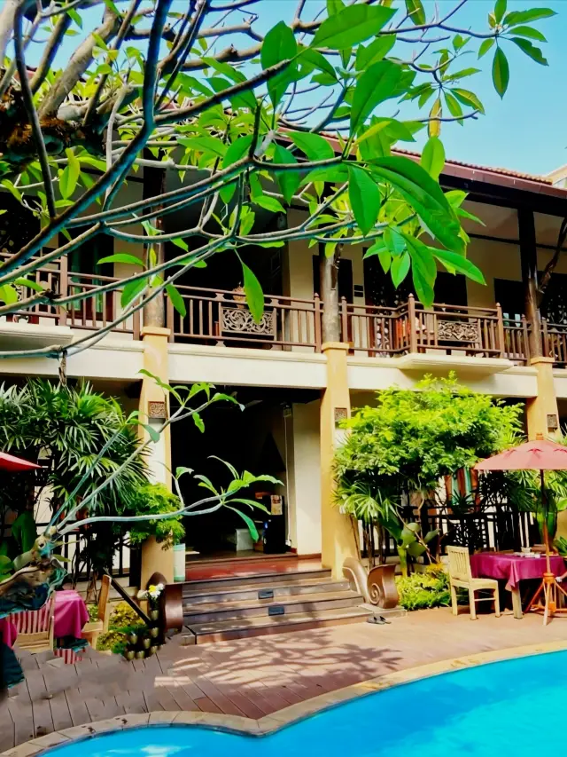 A hidden gem hotel in Chiang Mai! Open the door to a courtyard full of frangipani flowers and a lotus pond with Lanna style