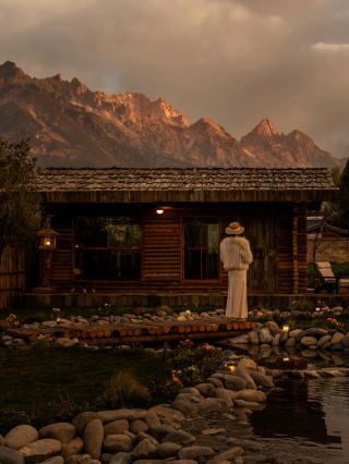 Lijiang New Store｜The Romance of Sunrise on the Golden Mountain, You’ll Only Understand When You Come Here!