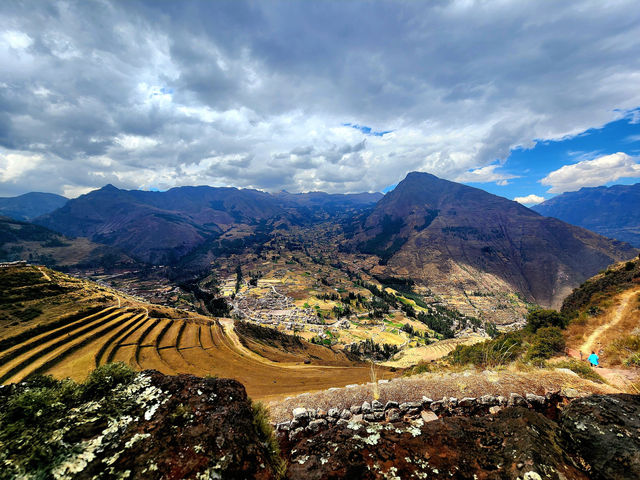Excellent Guide with Great Knowledge and Service Excellent Guide with Great Knowledge and Service