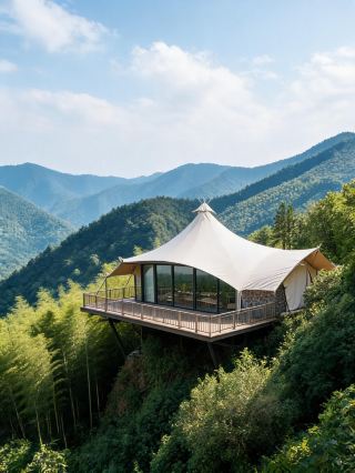 Follow my lead to Eshan: dive into the 10,000 mu of bamboo forests and tea gardens, and let the Yi Torch Festival set your soul on fire