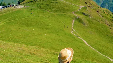 The Caucasus Mountains: Kazbegi is the soul of Georgia — traveler post in Ananuri