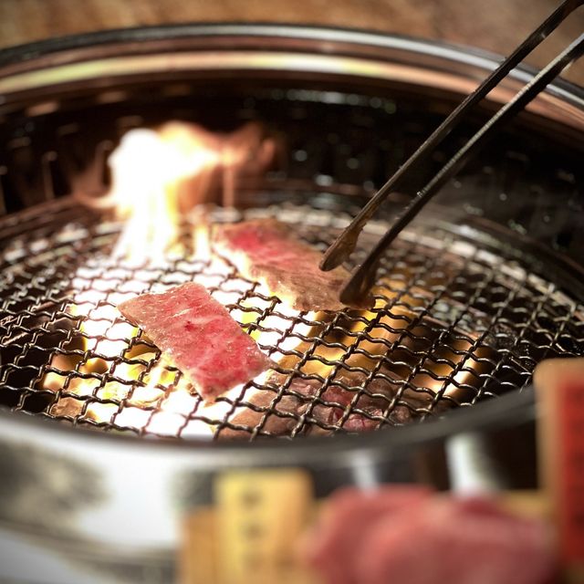 📍香港尖沙咀｜驚安燒肉商店 · 超人氣自選九宮格和牛🐂 一次過滿足多個願望！
