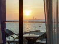 Fortune Saeng Chan Beach Hotel
