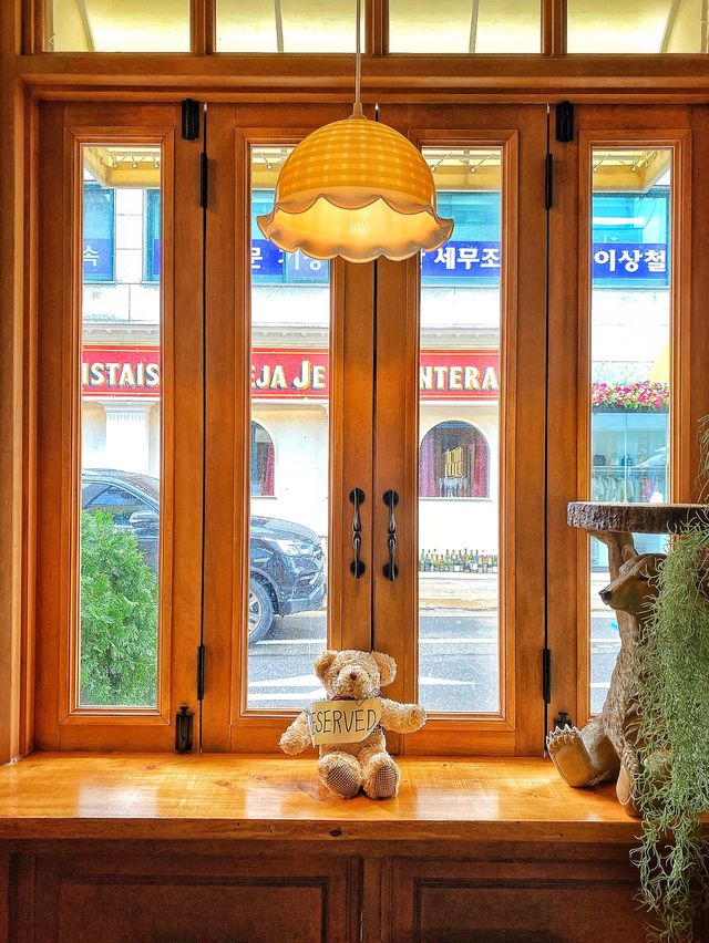 【韓国旅行】龍山の並ぶお店！！可愛いテディベアのベーカリーカフェ🥐