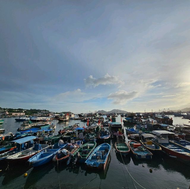 Hiking at Cheung Chau Island in HongKong