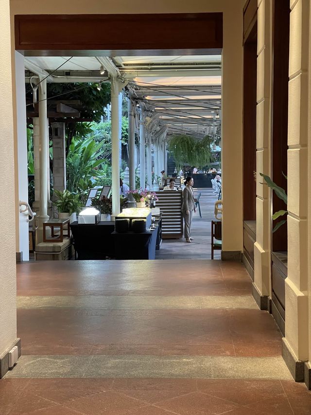 曼谷半島酒店自助餐River Cafe and Terrace河畔美景與美食的絕妙結合！
