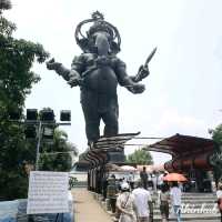 ขอพรพระพิฆเนศ องค์ยืนที่ใหญ่ที่สุดในโลก