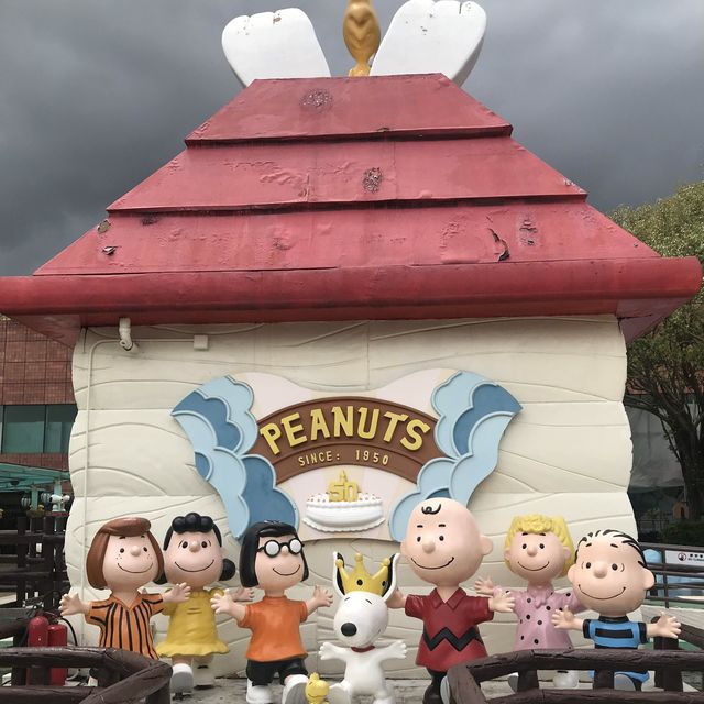 Snoopy’s World