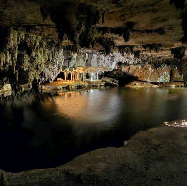 ⛰️🪨 ถ้ำสระยวนทอง Srayuantong Cave