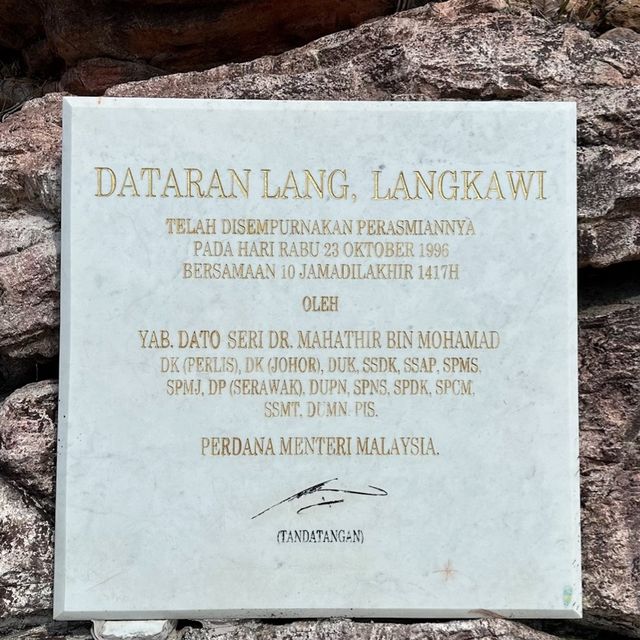 Dataran Lang