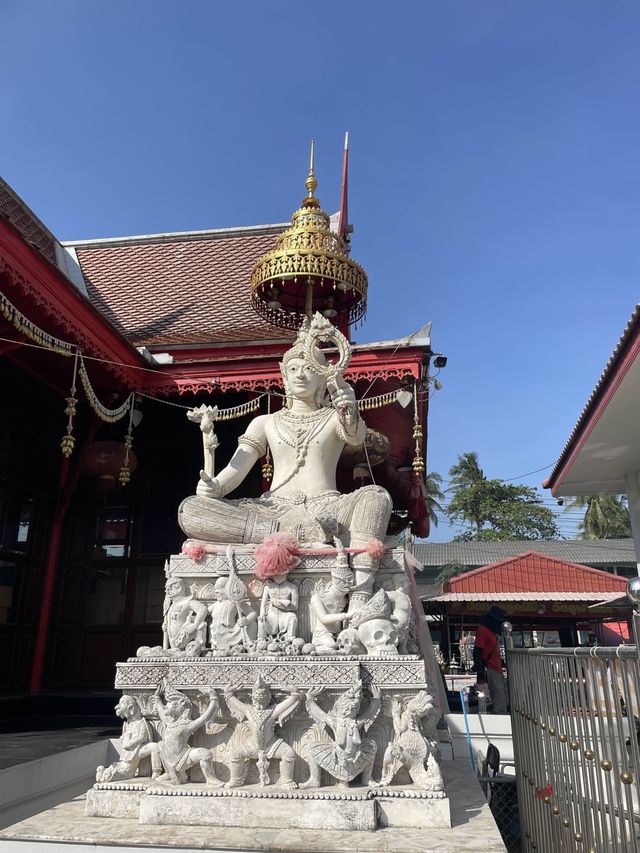 ไหว้ท้าวเวสสุวรรณที่วัดจุฬามณี