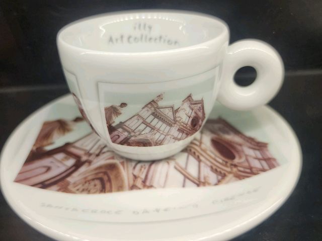 믿고 마시는 illy CAFFÈ