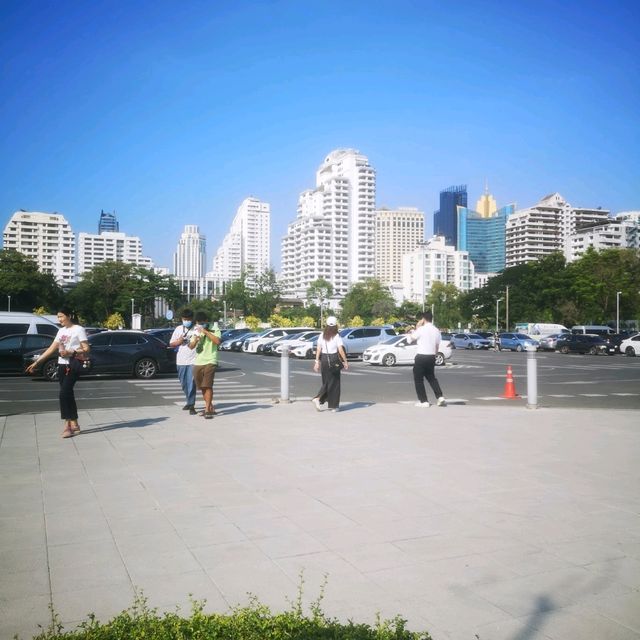สวนเบญจกิติ สวนป่ากลางกรุง